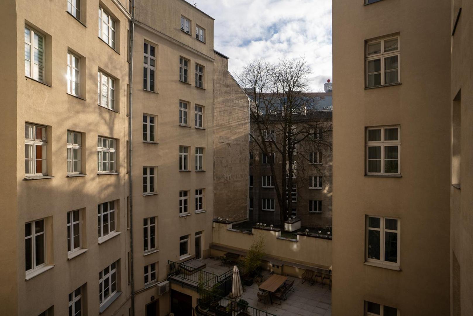 Apartment Mokotow - Location, Tram&shops Nearby - By Rentujemy Warsaw